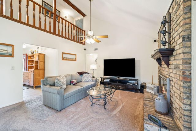 370 Dawn Lane, Mary Esther, FL 32569