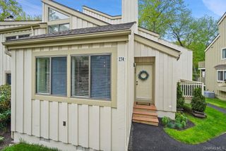 274 Maplewood Drive, South Salem, NY 10590