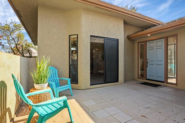 2458 Central Park Dr, Lodi, CA 95242