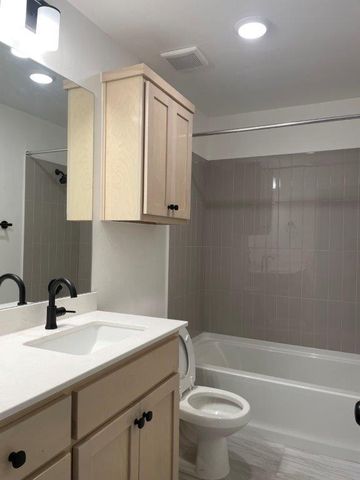 13313 SW 5th Street, Yukon, OK 73099