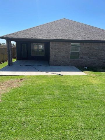 13313 SW 5th Street, Yukon, OK 73099