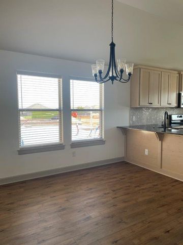 13313 SW 5th Street, Yukon, OK 73099