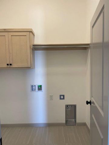 13313 SW 5th Street, Yukon, OK 73099