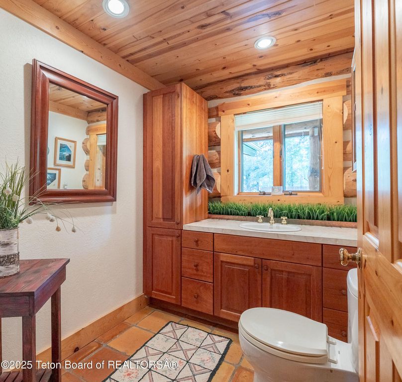 3760 N MOOSE-WILSON Road, Wilson, WY 83014 photo 15