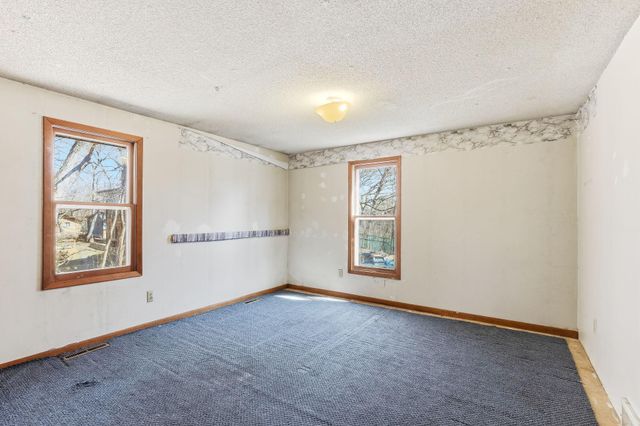 12500 Ridgemount Avenue W, Plymouth, MN 55441