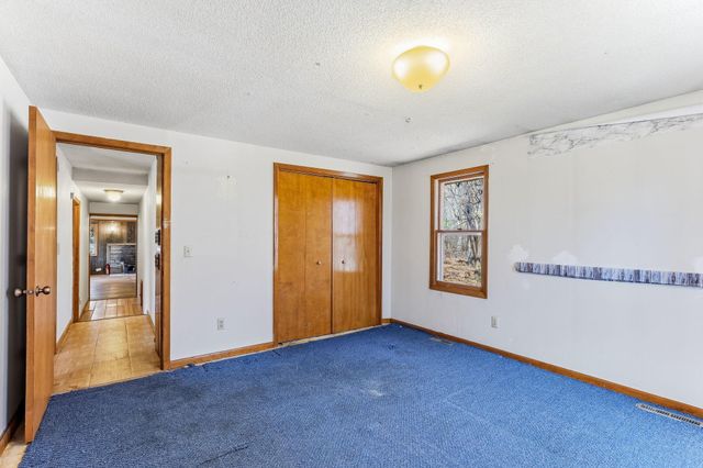 12500 Ridgemount Avenue W, Plymouth, MN 55441