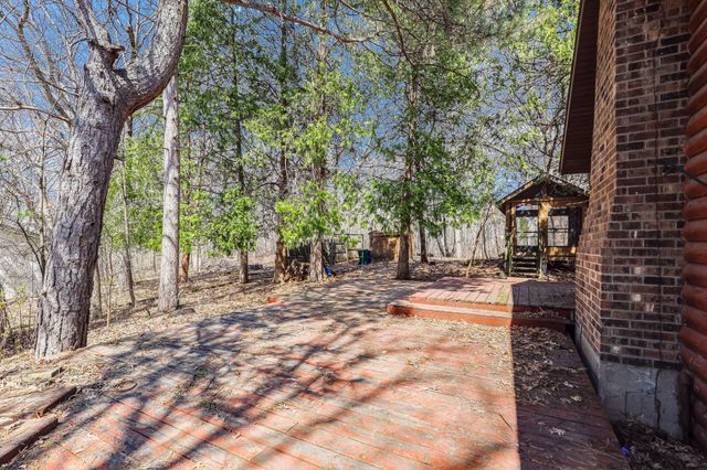 12500 Ridgemount Avenue W, Plymouth, MN 55441