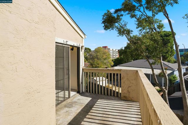 824 Cedar St B, Redwood City, CA 94063