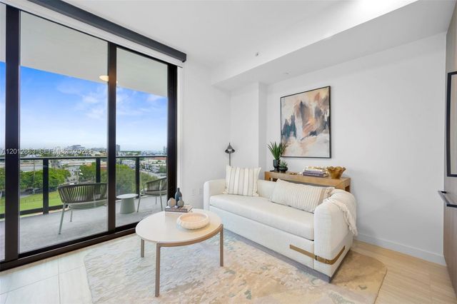 580 72nd Street 611, Miami Beach, FL 33141
