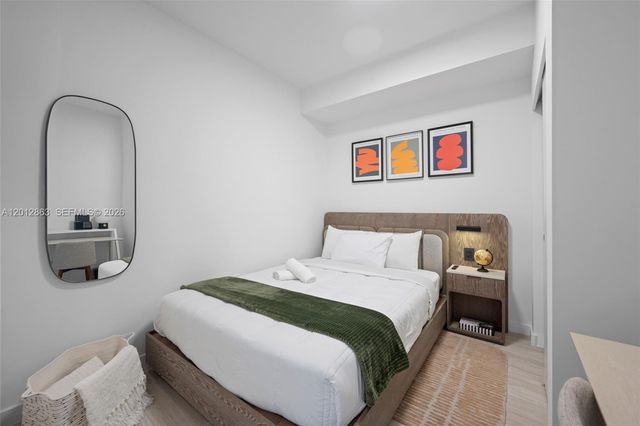 580 72nd Street 611, Miami Beach, FL 33141