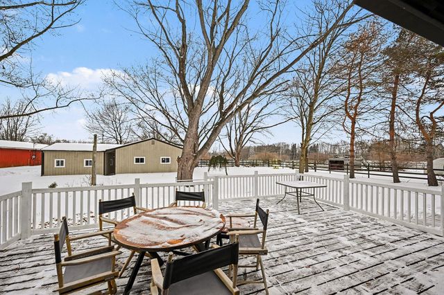 325 W Delhi Road, Ann Arbor, MI 48103