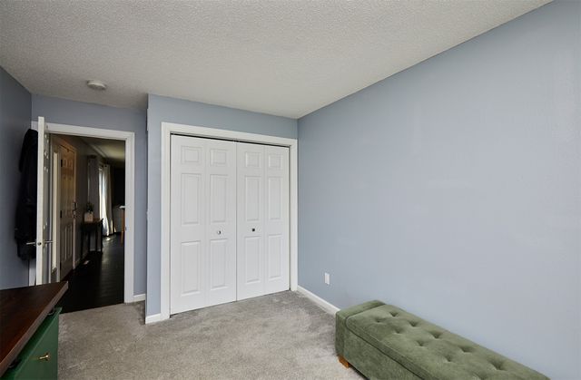 736 Knolls Court, West Des Moines, IA 50265