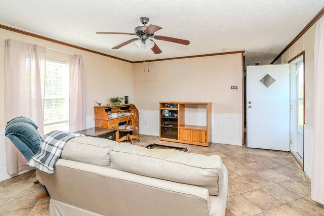 422 Thompson Road, Lancaster, KY 40444