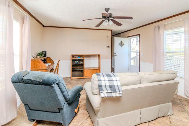 422 Thompson Road, Lancaster, KY 40444