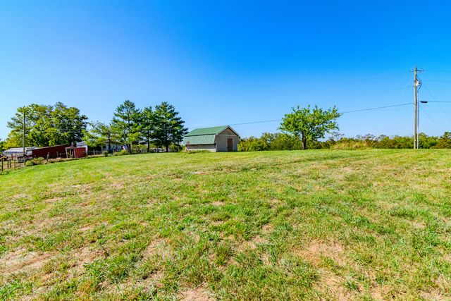 422 Thompson Road, Lancaster, KY 40444