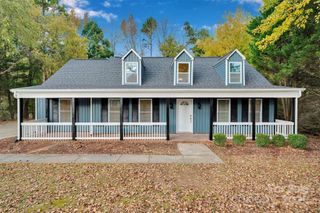 8343 Norcroft Drive, Charlotte, NC 28269