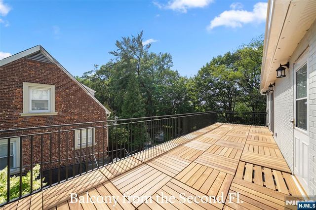 572 Ridgeland Terrace, Englewood, NJ 07631