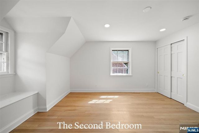 572 Ridgeland Terrace, Englewood, NJ 07631