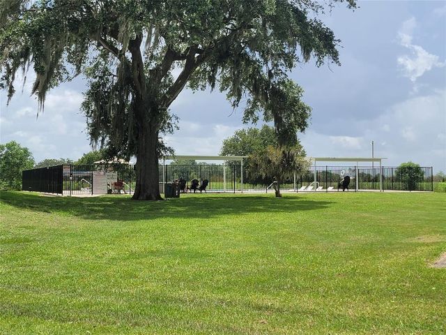 0 Apache Trl, Angleton, TX 77515
