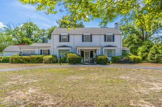 104 Dogwood Lane, Hamlet, NC 28345