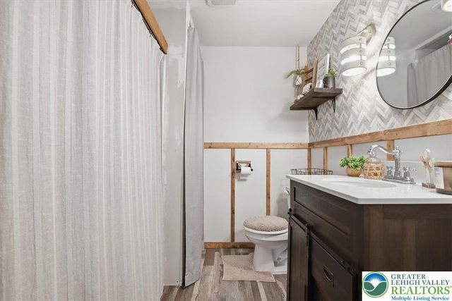 40 Apache Lane, Mahoning Twp, PA 18235