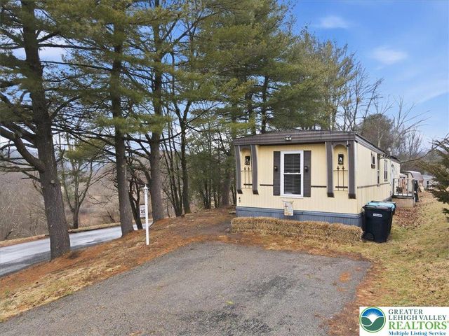 40 Apache Lane, Mahoning Twp, PA 18235