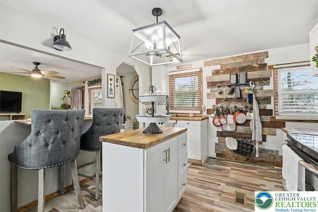 40 Apache Lane, Mahoning Twp, PA 18235