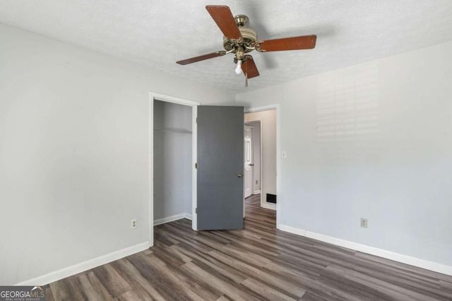 1349 Ashbrook Drive, Lawrenceville, GA 30043