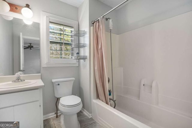 1349 Ashbrook Drive, Lawrenceville, GA 30043