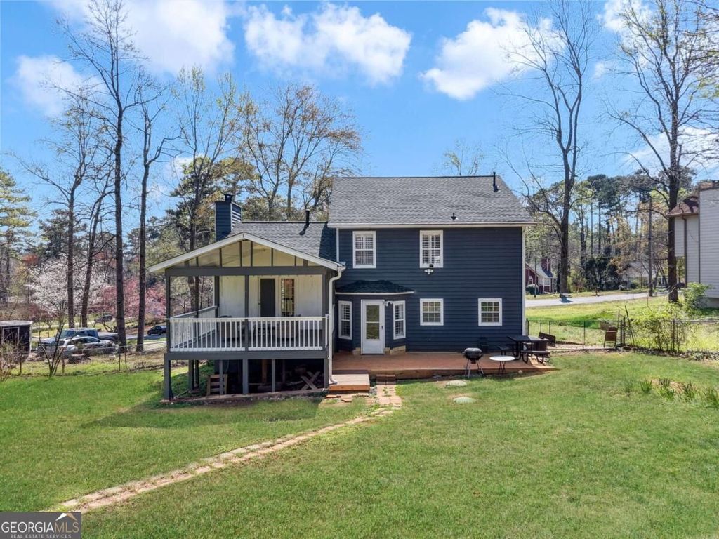 1349 Ashbrook Drive, Lawrenceville, GA 30043