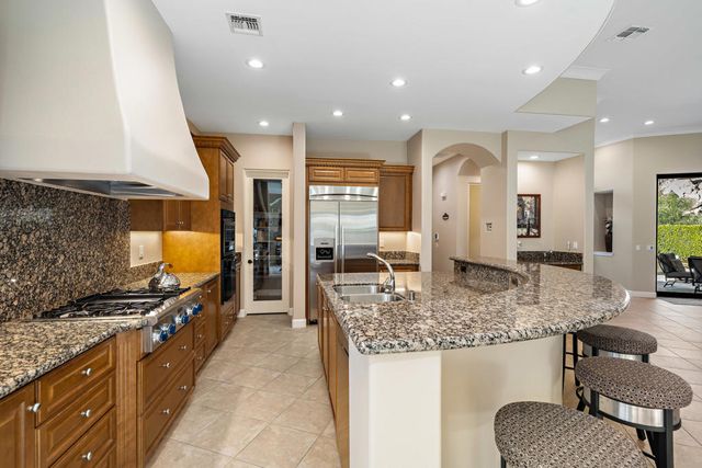 78320 Clarke Court, La Quinta, CA 92253