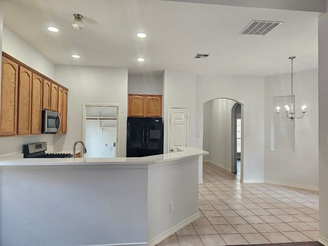 1333 cherokee rose Trail, Savannah, TX 76227