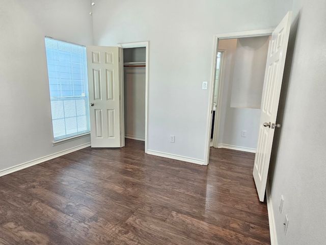 1333 cherokee rose Trail, Savannah, TX 76227