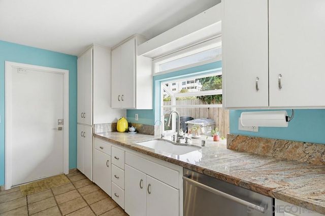 6925 HYDE PARK DRIVE, San Diego, CA 92119