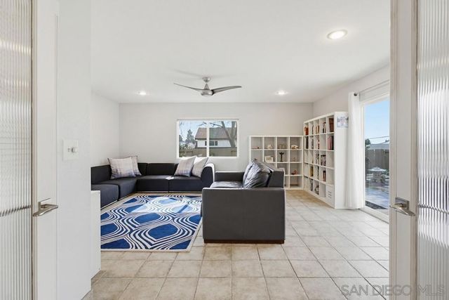 6925 HYDE PARK DRIVE, San Diego, CA 92119