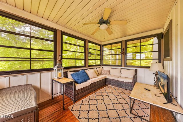 347 Overview Drive, Gatlinburg, TN 37738