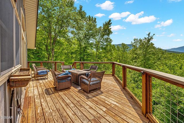347 Overview Drive, Gatlinburg, TN 37738