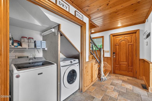 347 Overview Drive, Gatlinburg, TN 37738