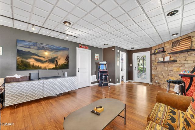 347 Overview Drive, Gatlinburg, TN 37738