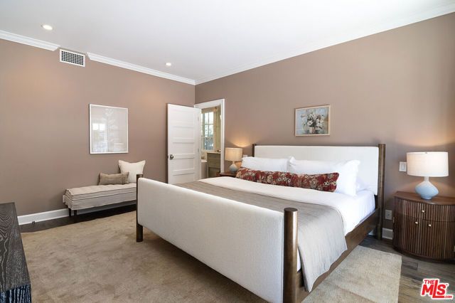 606 N Martel Avenue, Los Angeles, CA 90036