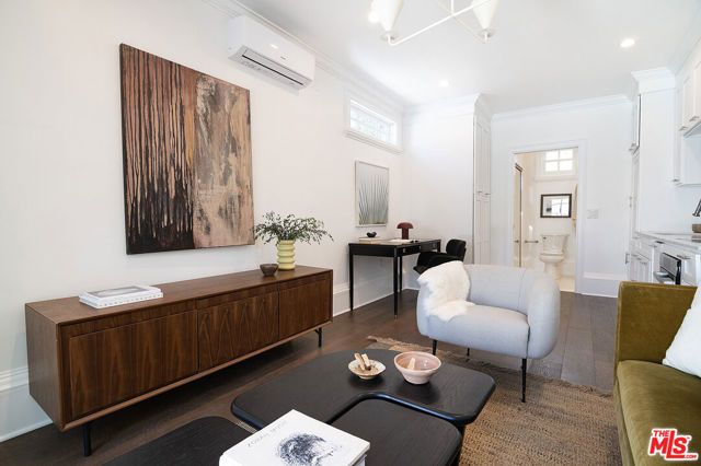 606 N Martel Avenue, Los Angeles, CA 90036