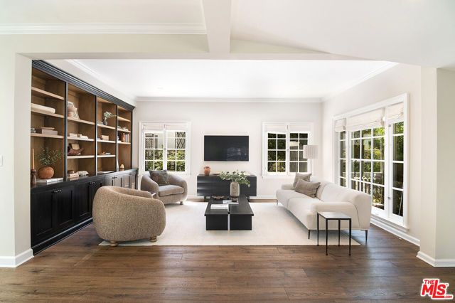 606 N Martel Avenue, Los Angeles, CA 90036