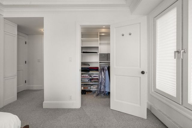 20 Rowes Wharf 701, Boston, MA 02110