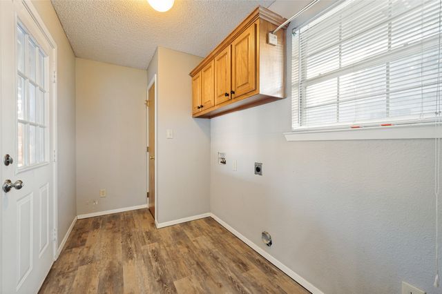 101 Sara Court, Collinsville, TX 76233