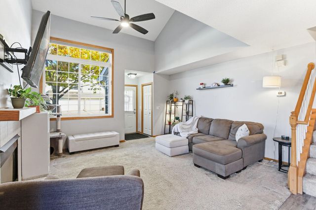 20571 Erin Court 66, Farmington, MN 55024