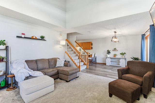 20571 Erin Court 66, Farmington, MN 55024