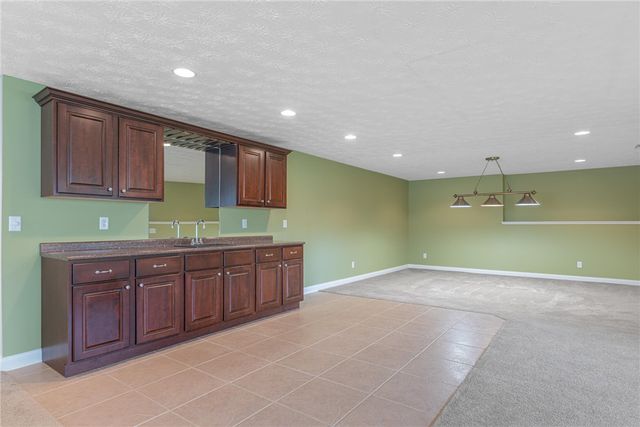 90 S Pond Court, Springboro, OH 45066