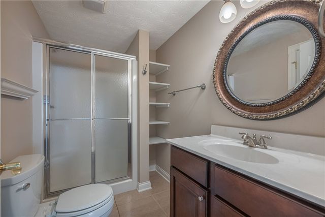 90 S Pond Court, Springboro, OH 45066