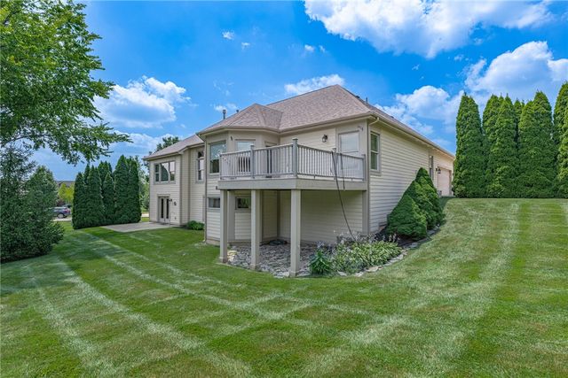 90 S Pond Court, Springboro, OH 45066