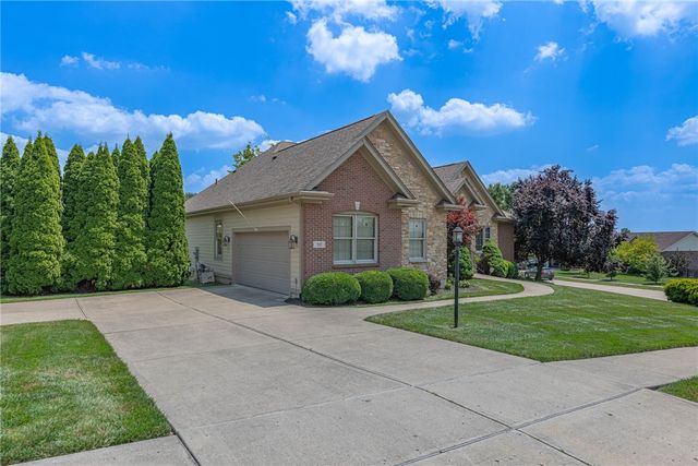 90 S Pond Court, Springboro, OH 45066